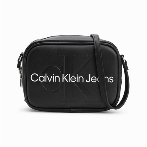 Calvin Klein Jeans - Sculpted cross body bag
